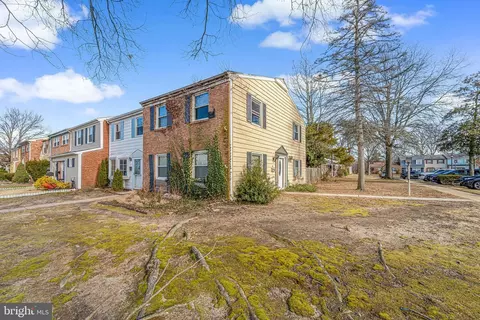 44 Rockland Dr, Willingboro, NJ 08046