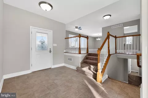 Entry Way - 504 Wellfleet Rd, Cinnaminson, NJ 08077 photo 1 of 7