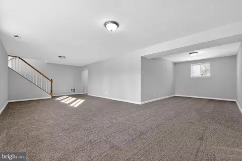 Living - 504 Wellfleet Rd, Cinnaminson, NJ 08077 photo 6 of 6