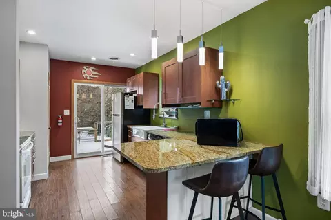 Kitchen - 28 Oregon Ave, Mount Laurel, NJ 08054 photo 3 of 3