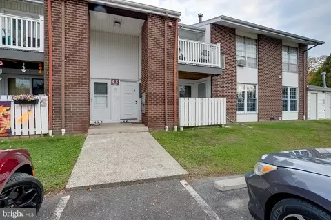 275 Green St #4-K3, Edgewater Park, NJ 08010