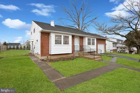 283 Ward Ave, Bordentown, NJ 08505