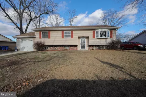 608 Katherine Rd, Browns Mills, NJ 08015