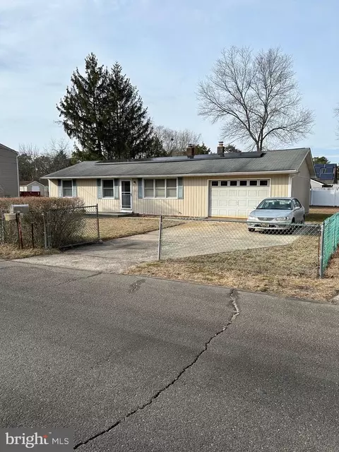 312 Spring Lake Blvd, Browns Mills, NJ 08015