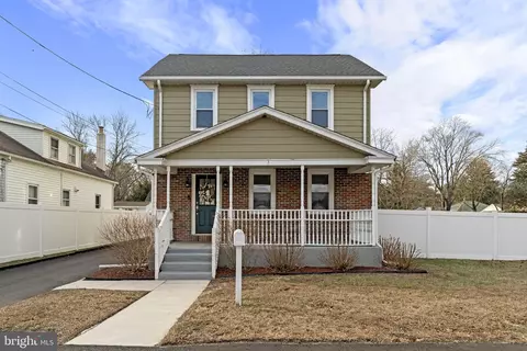 104 N Cumberland Ave, Hainesport, NJ 08036