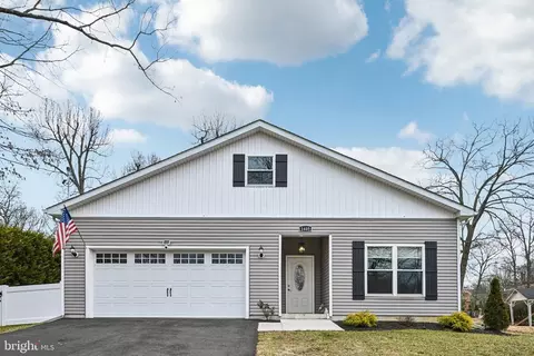 1405 Boudinot Ave, Burlington, NJ 08016