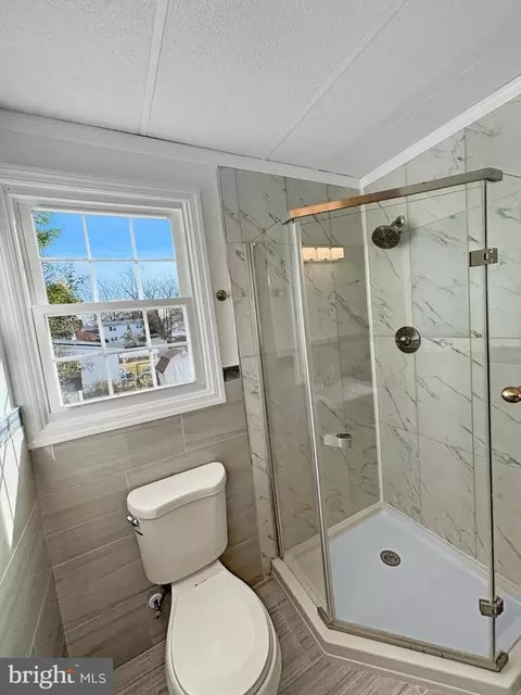 Bath - 705 2nd St, Delanco, NJ 08075 photo 3 of 3