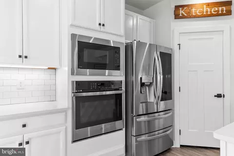 Kitchen - 19 Grande Blvd, Tabernacle, NJ 08088 photo 1 of 1