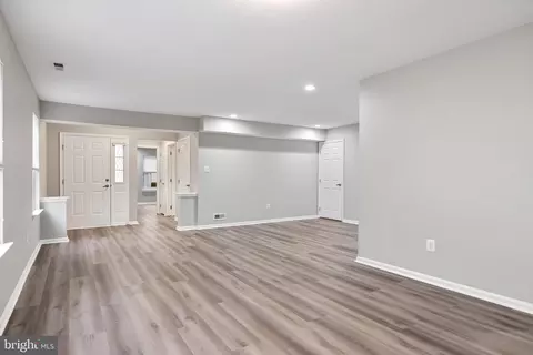 Living - 29 Peppergrass Dr N, Mount Laurel, NJ 08054 photo 3 of 3