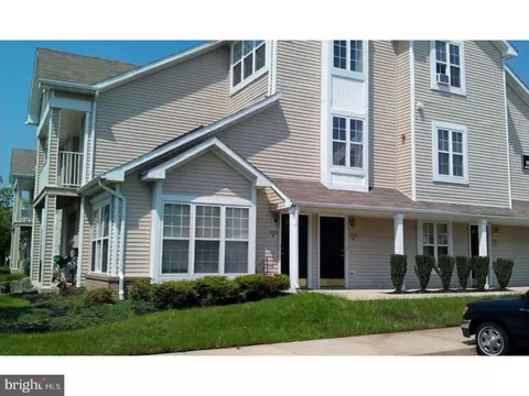 1904 Saxony Dr # B, Mount Laurel, NJ 08054