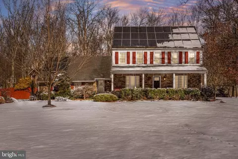Exterior - 10 Cutts Dr, Tabernacle, NJ 08088 photo 5 of 17