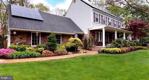 Exterior - 10 Cutts Dr, Tabernacle, NJ 08088 photo 11 of 17