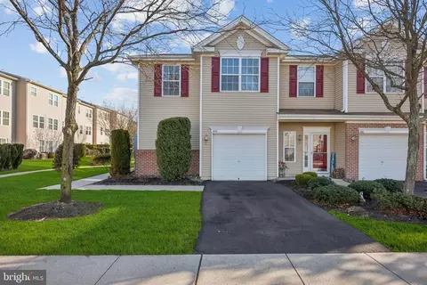 1620 Fela Dr, Cinnaminson, NJ 08077