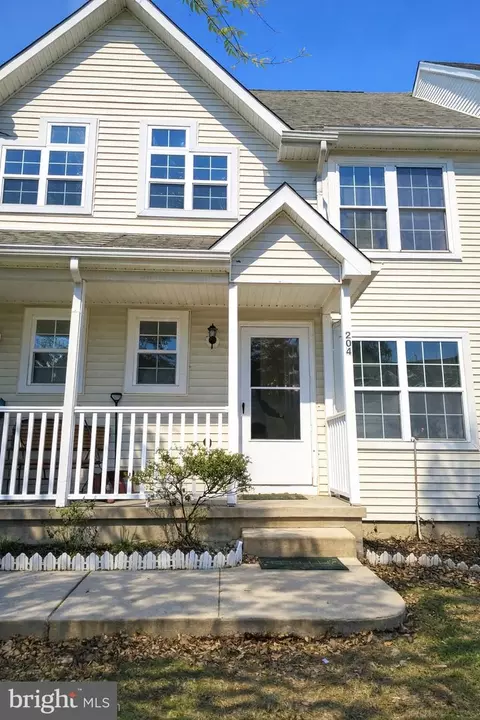 204 River Ct, Fieldsboro, NJ 08505