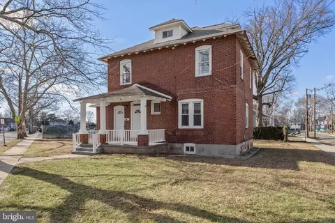 313 Delaware Ave, Palmyra, NJ 08065