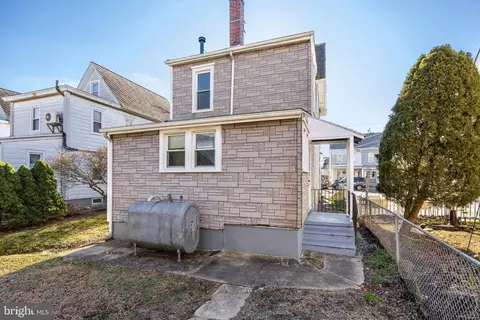 Exterior - 319 Taylor St, Riverside, NJ 08075 photo 5 of 6