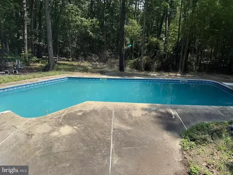 Exterior - 18 Forest Ln, Tabernacle, NJ 08088 photo 7 of 8