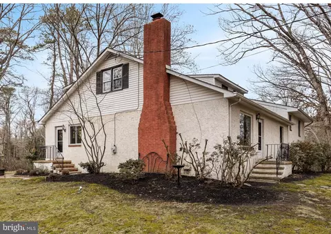 225 Tuckerton Rd, Medford, NJ 08055