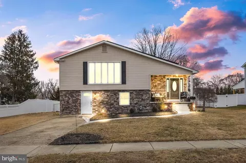 119 Linda Ave, Delran, NJ 08075