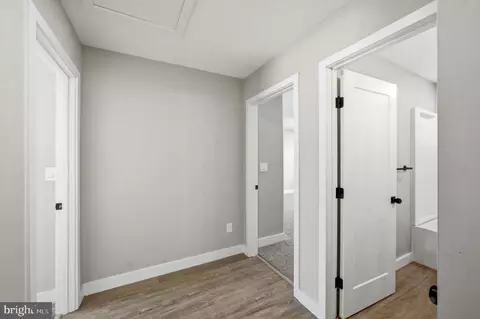 Entry Way - 8 Greenbrook Dr, Marlton, NJ 08053 photo 2 of 3