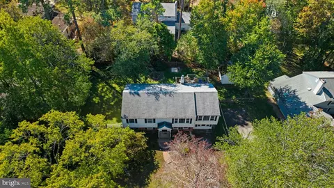 187 S Lakeside Dr E, Medford, NJ 08055
