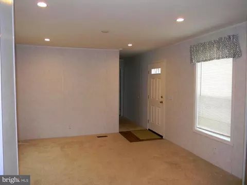 83 Holly Ct, Tabernacle, NJ 08088 photo 4