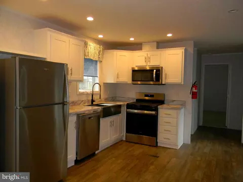 83 Holly Ct, Tabernacle, NJ 08088 photo 6