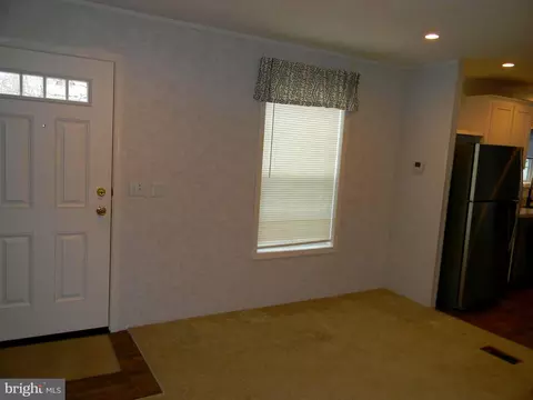 83 Holly Ct, Tabernacle, NJ 08088 photo 3