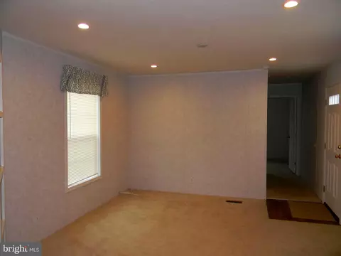 83 Holly Ct, Tabernacle, NJ 08088 photo 5