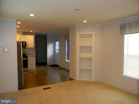 83 Holly Ct, Tabernacle, NJ 08088 photo 2