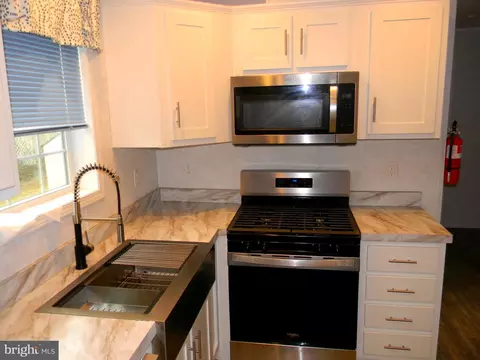 83 Holly Ct, Tabernacle, NJ 08088 photo 13