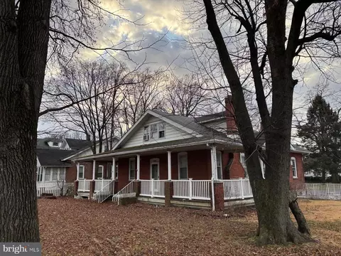 867 Beverly Rd, Burlington, NJ 08016