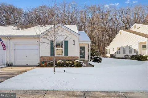 34 Peppergrass Dr N, Mount Laurel, NJ 08054