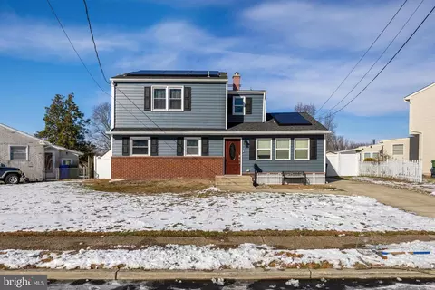 1 Boswell Rd, Marlton, NJ 08053