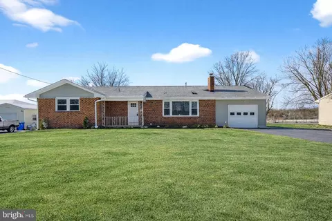464 Wrightstown Sykesville Rd, Wrightstown, NJ 08562