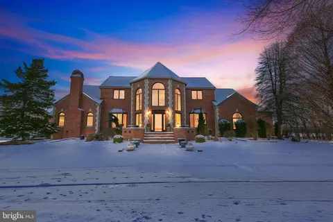 52 Phillips Rd, Hainesport, NJ 08036