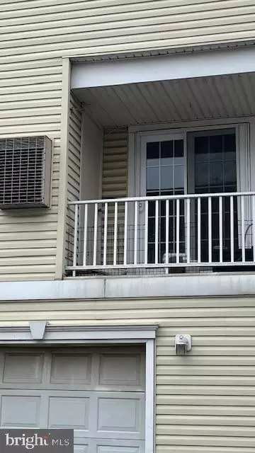 Exterior - 6205 Riverfront Dr, Palmyra, NJ 08065 photo 2 of 3