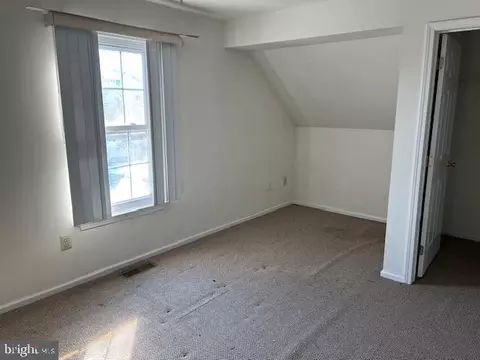 Bedroom - 6205 Riverfront Dr, Palmyra, NJ 08065 photo 1 of 3