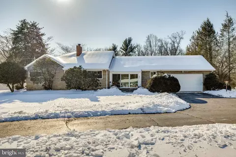31 Georgia Trl, Medford, NJ 08055