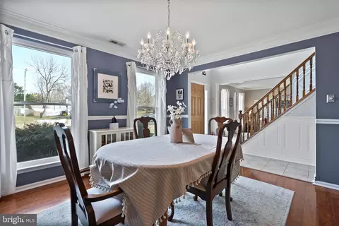 Dining - 3 Aster Ct, Delran, NJ 08075 photo 3 of 3