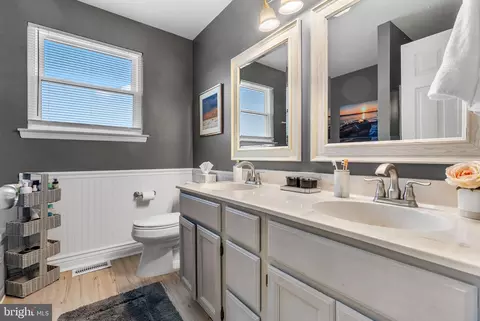 Bath - 3 Aster Ct, Delran, NJ 08075 photo 3 of 4