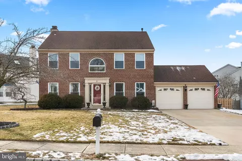 3 Aster Ct, Delran, NJ 08075
