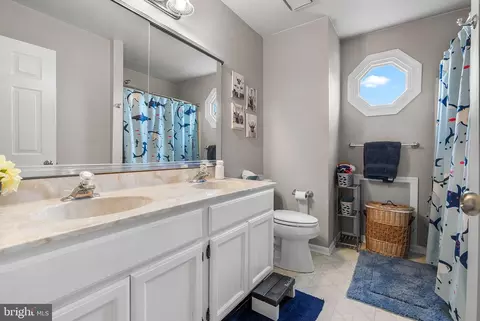 Bath - 3 Aster Ct, Delran, NJ 08075 photo 4 of 4