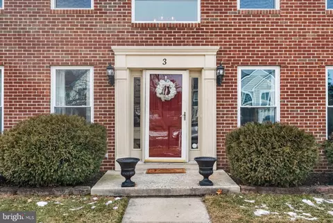 Entry Way - 3 Aster Ct, Delran, NJ 08075 photo 1 of 10