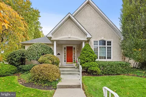 9 Jazz Way, Mount Laurel, NJ 08054