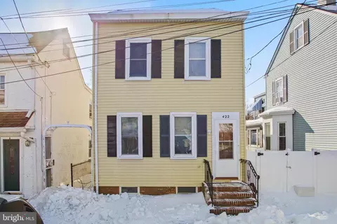 422 Prince St, Bordentown, NJ 08505