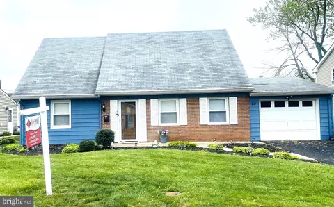 40 Hancock Ln, Willingboro, NJ 08046