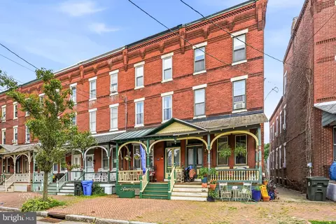 346 E Union St, Burlington, NJ 08016