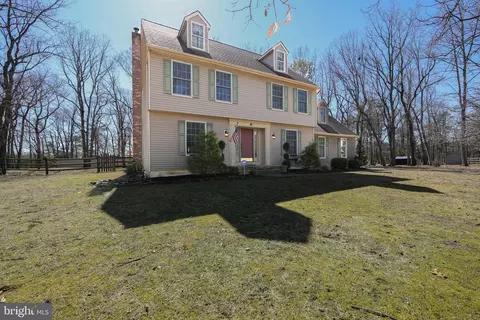 Exterior - 4 Allen Ct, Tabernacle, NJ 08088 photo 2 of 12