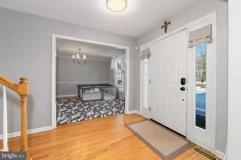 Entry Way - 4 Allen Ct, Tabernacle, NJ 08088 photo 1 of 10